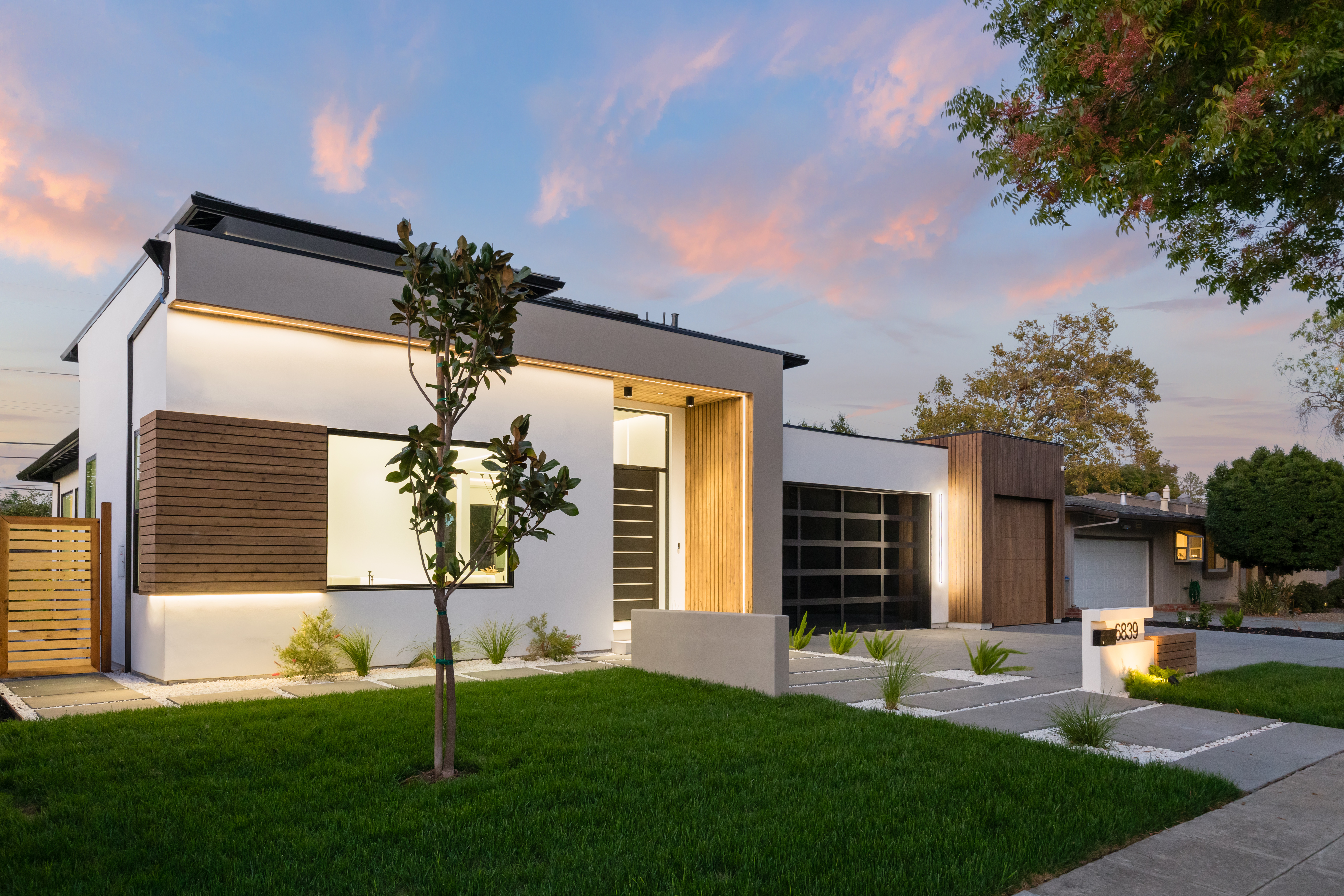 signature modern luxury custom home exterior by Ritz Builders in Palo Alto california